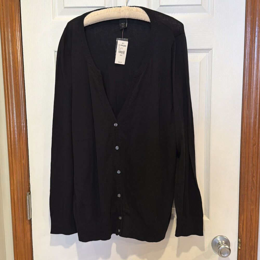 NWT Lane Bryant V Neck Button Down Women’s Black Cardigan Sweater 22/24